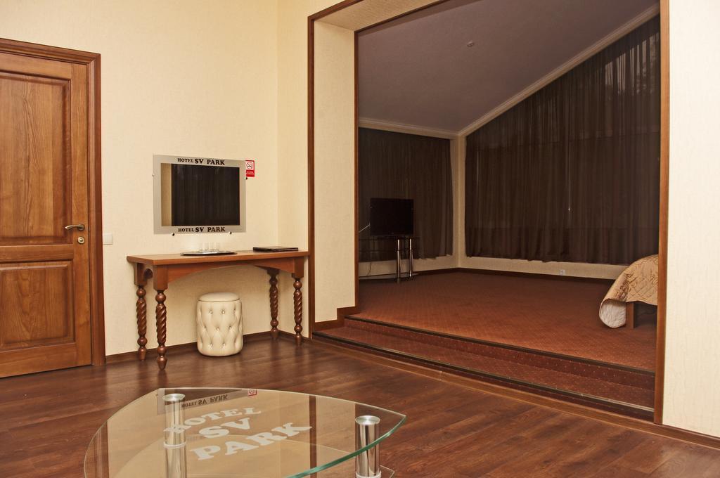خاركيف Sv Park Hotel المظهر الخارجي الصورة
