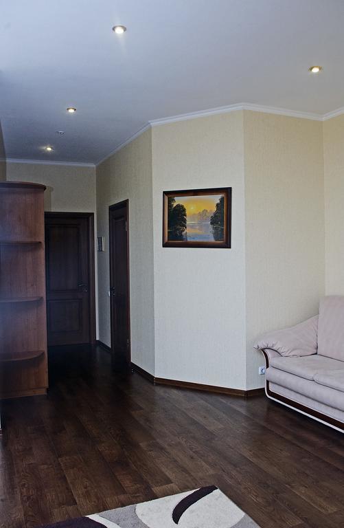 خاركيف Sv Park Hotel المظهر الخارجي الصورة