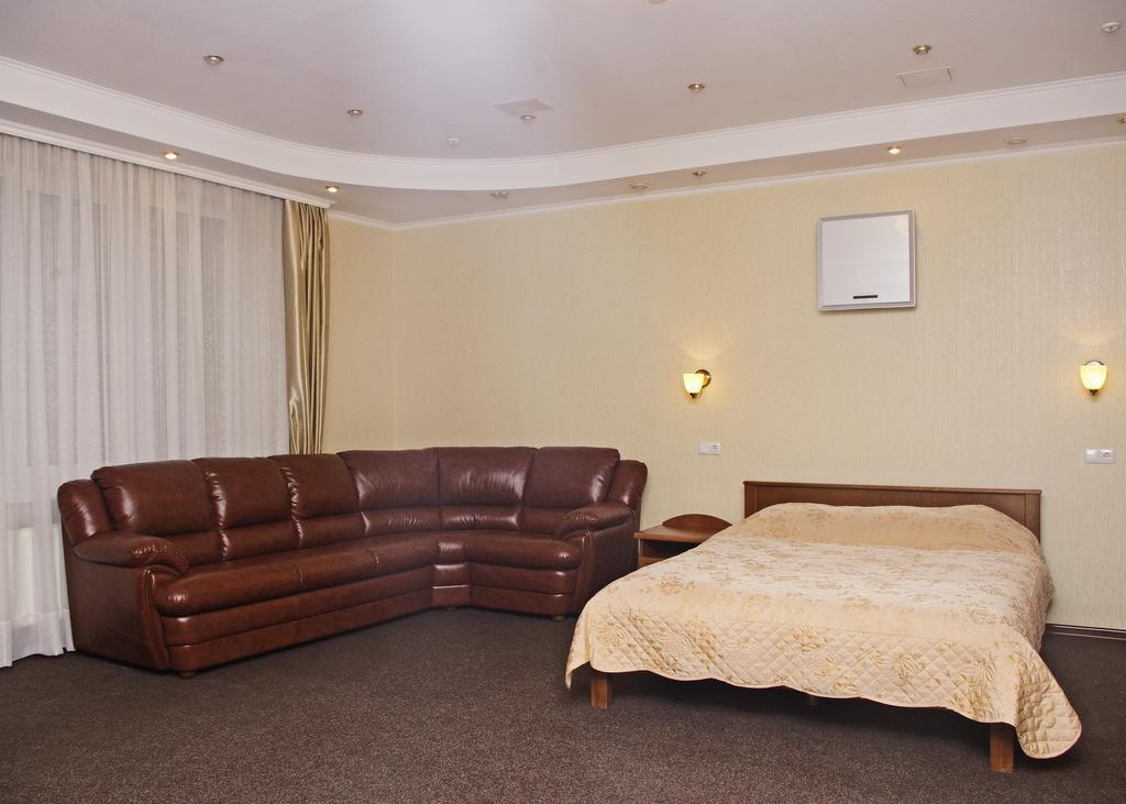 خاركيف Sv Park Hotel المظهر الخارجي الصورة