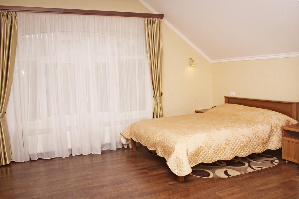 خاركيف Sv Park Hotel المظهر الخارجي الصورة