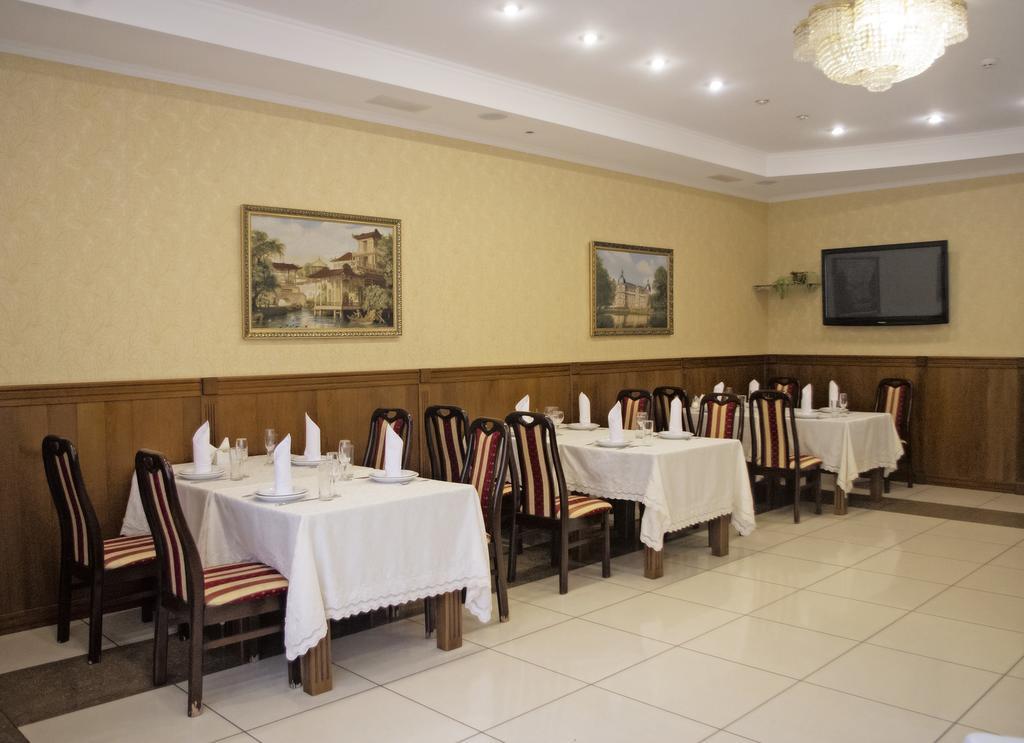 خاركيف Sv Park Hotel المظهر الخارجي الصورة