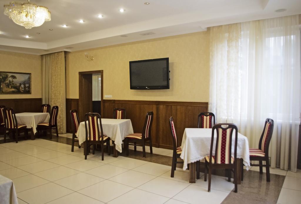 خاركيف Sv Park Hotel المظهر الخارجي الصورة
