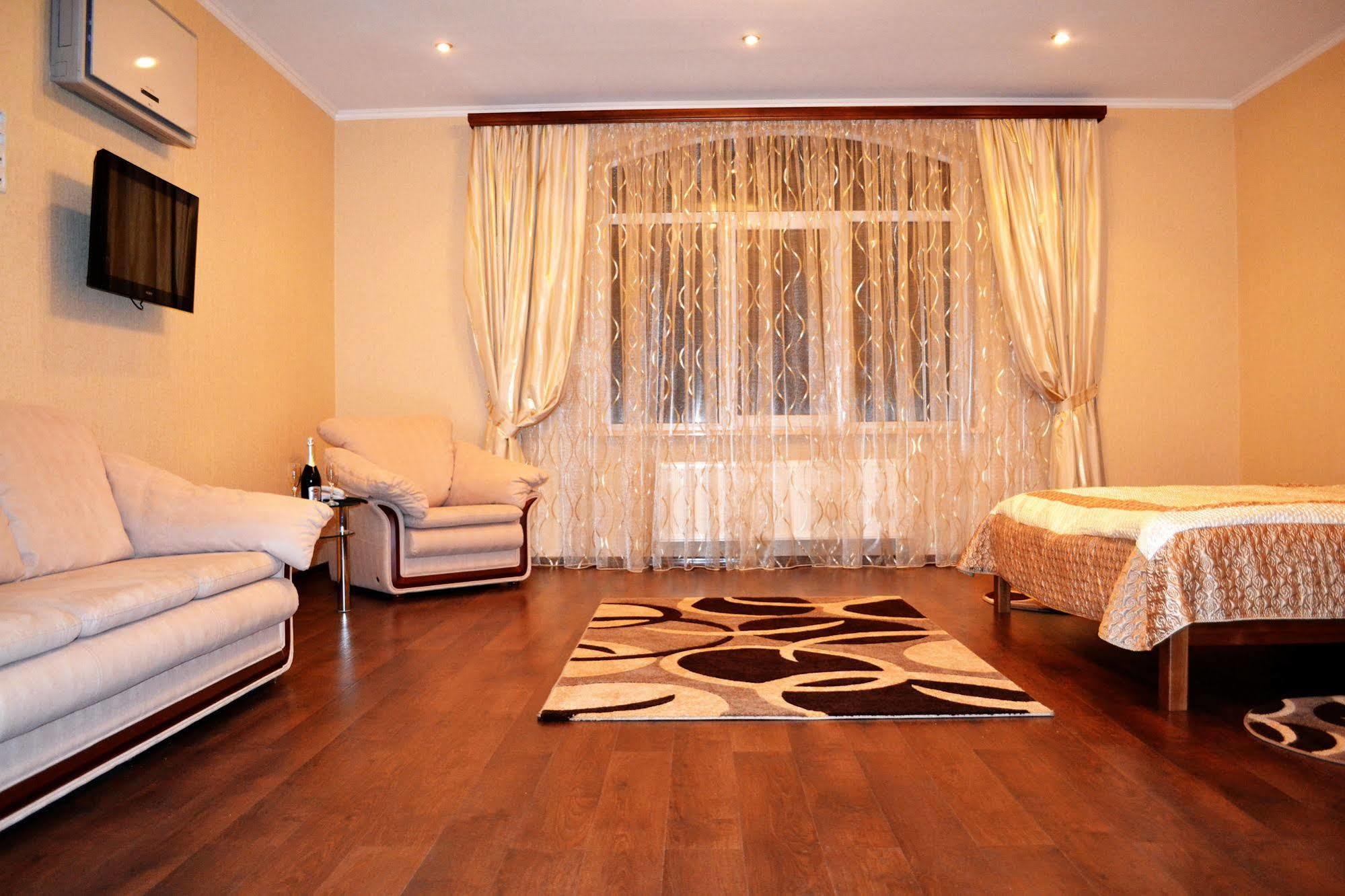 خاركيف Sv Park Hotel المظهر الخارجي الصورة